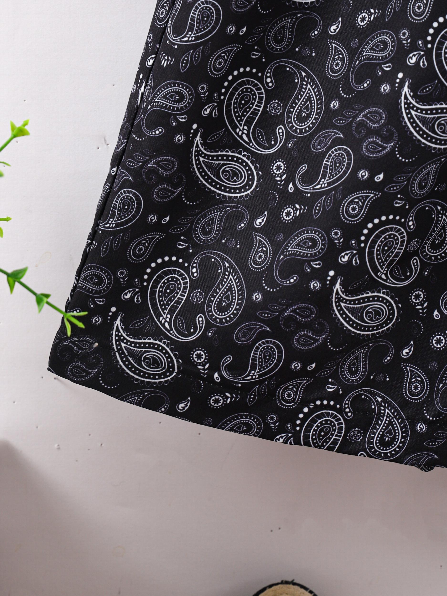 Men's Paisley Print Elastic Waist Workout Shorts