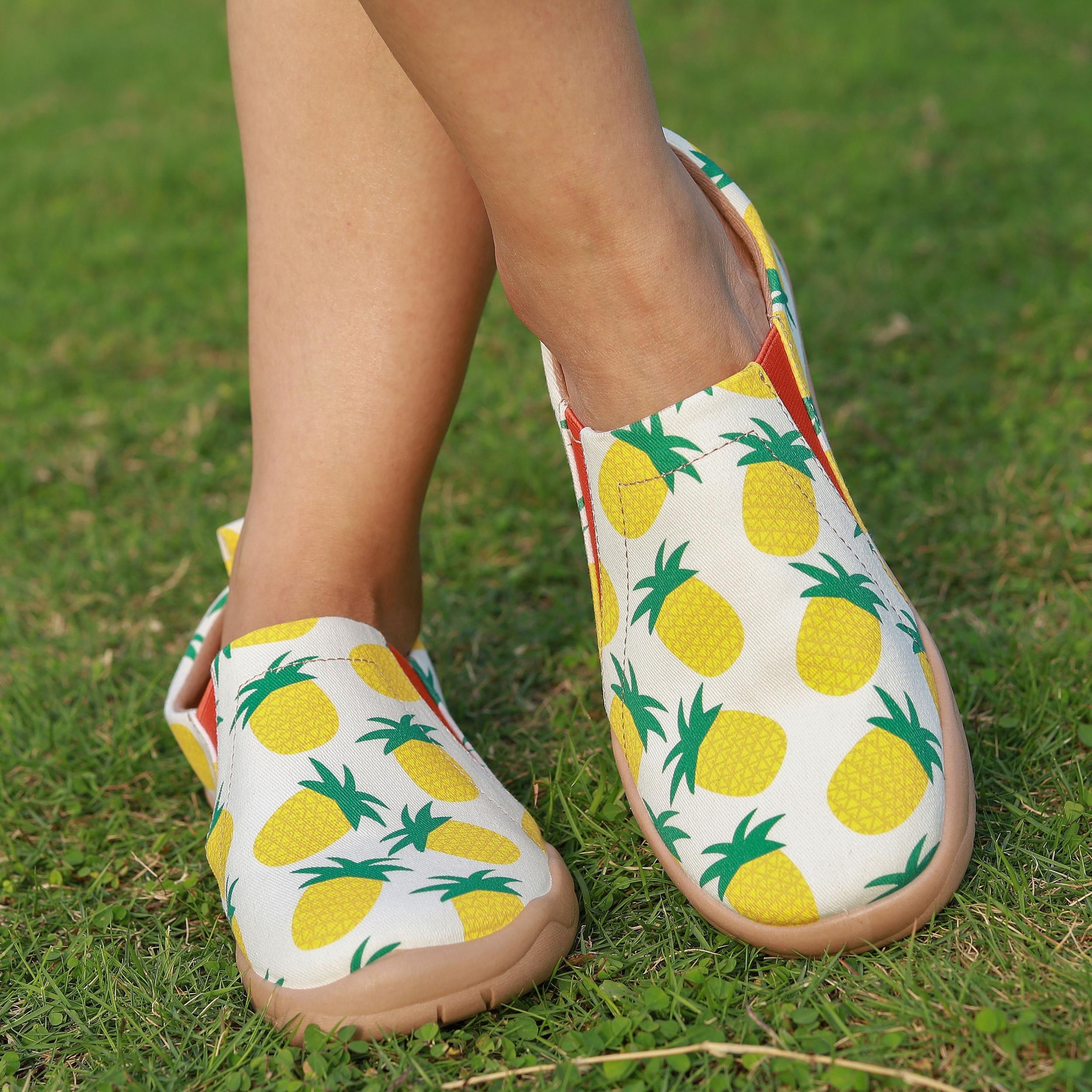 Women's Fruit Pattern Canvas Slip On Shoes Casual & Comfy Travel Shoes