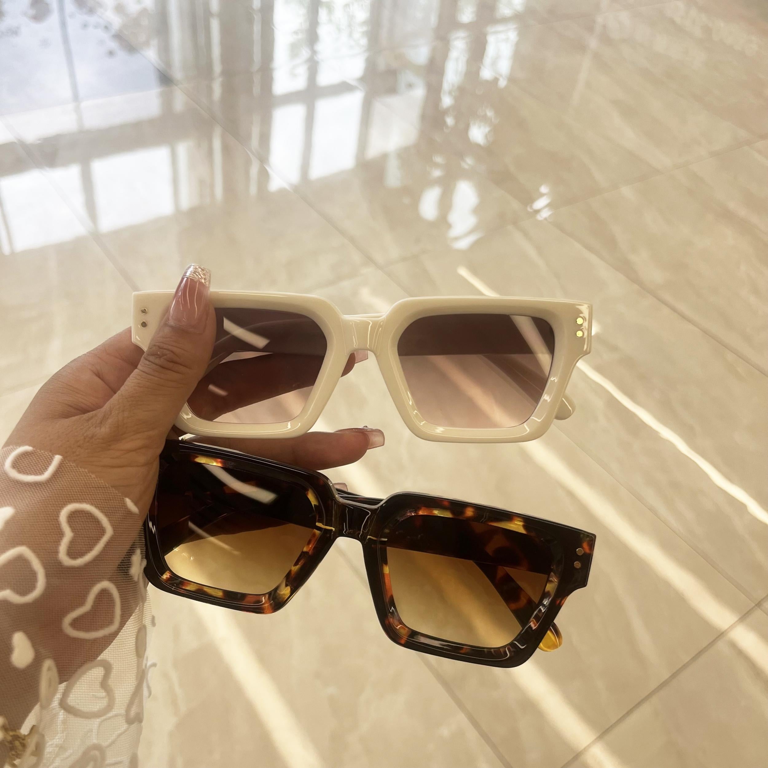 Retro Square Sunglasses Women Classic Vintage Sun Glasses