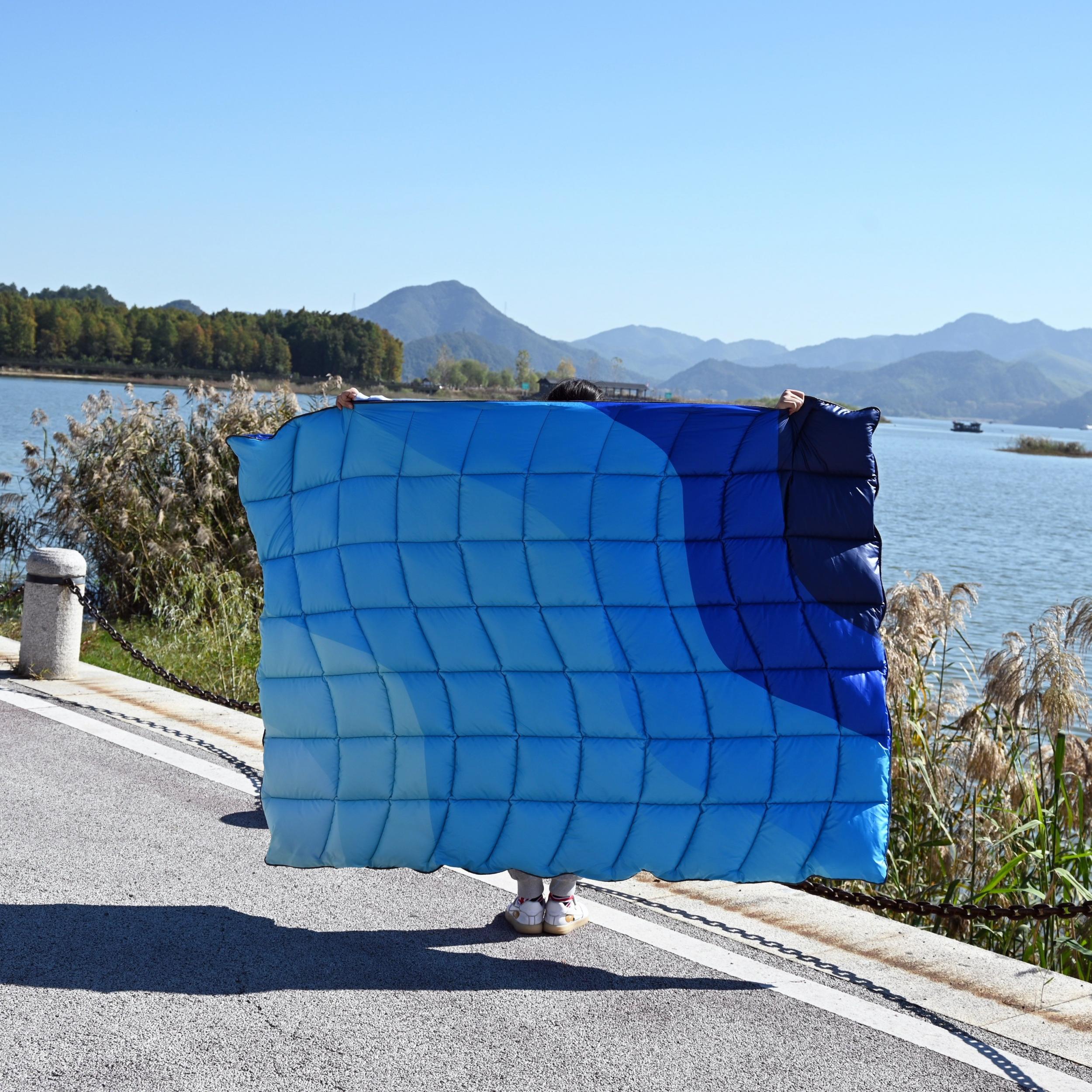 Waterproof Camping Blanket Warm Puffy Outdoor Lightweight Quilt