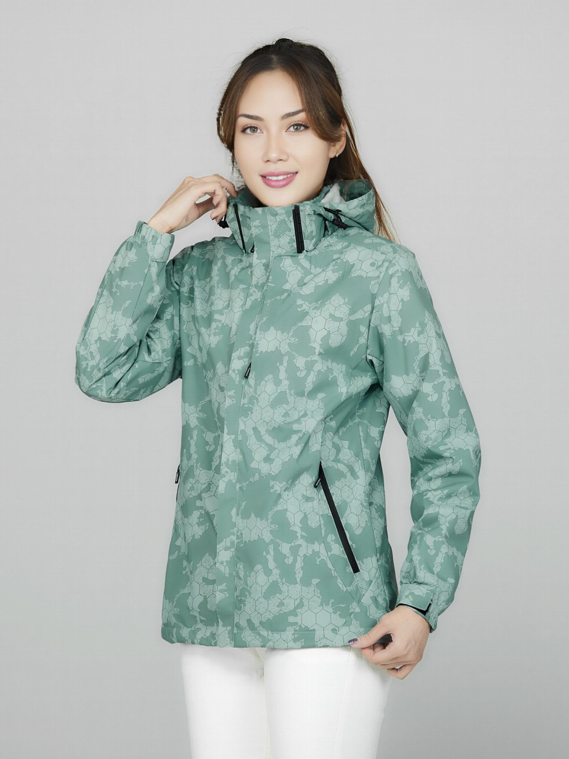 Camo Long Sleeves Outdoor Jacket Waterproof Zip Pockets Hood Women's Coat