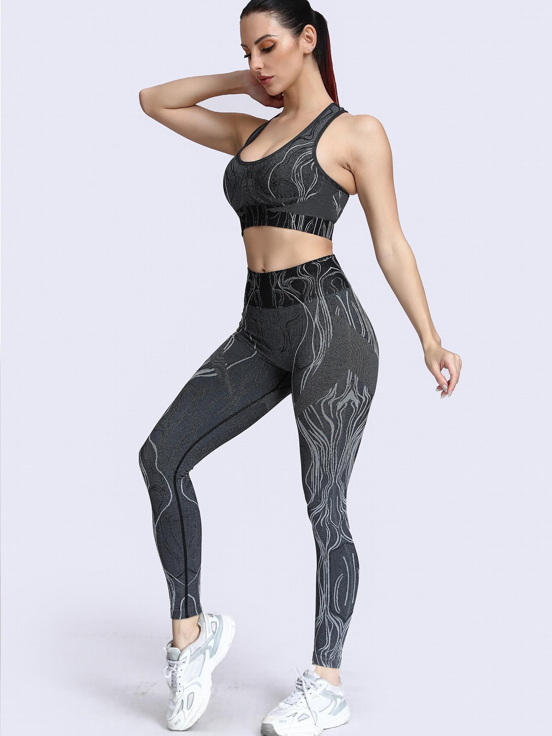 Seamless Stripe Butt Lifting Yoga Leggings