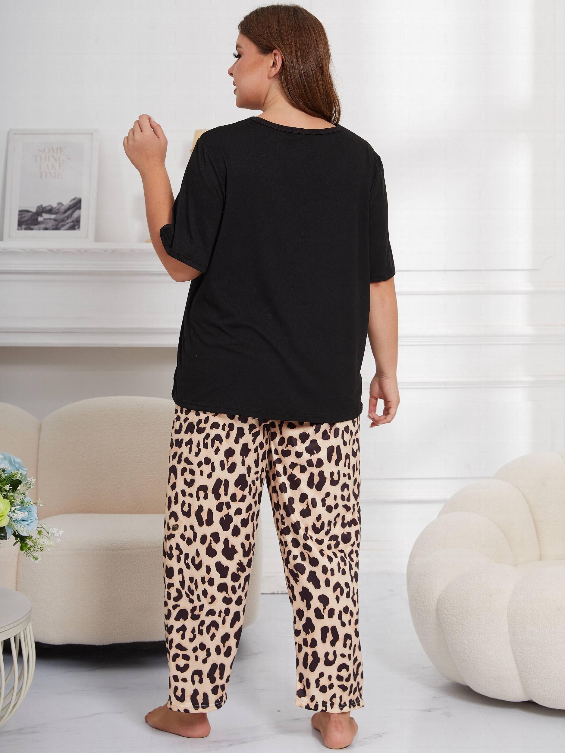  Leopard Print Tee & Pants Lounge Set
